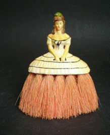 VINTAGE CRINOLINE LADY CRUMB BRUSH