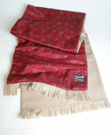 VINTAGE DUGGIE MAJESTIC RED PAISLEY SCARF