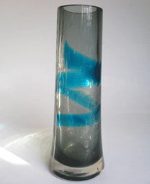                         WHITEFRIARS PEWTER AND KINGFISHER RIBBON TRAIL VASE 9707 DESIGNED BY GEOFFREY BAXTER