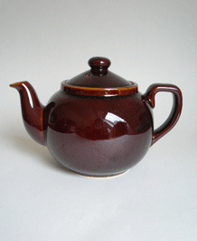 ARTHUR WOOD TWO AND A HALF PINT BROWN BETTY TEAPOT