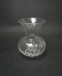                          DARTINGTON GLASS RIPPLE SMALL ETRUSCAN VASE (FT404) DESIGNED BY FRANK THROWER IN 1986