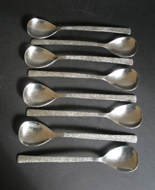 VINERS STUDIO STAINLESS STEEL SPOONS DESIGNED BY GERALD BENNEY X8