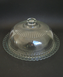      VINTAGE ARCOROC FRENCH GLASS CAKE PLATE AND DOME