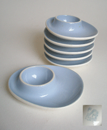         FIGGJO FLINT PALE BLUE EGG CUPS ( x6)