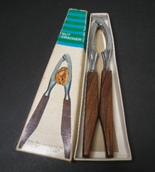 1970s NUT CRACKER WITH ROSEWOOD HANDLE IN ORIGINAL BOX